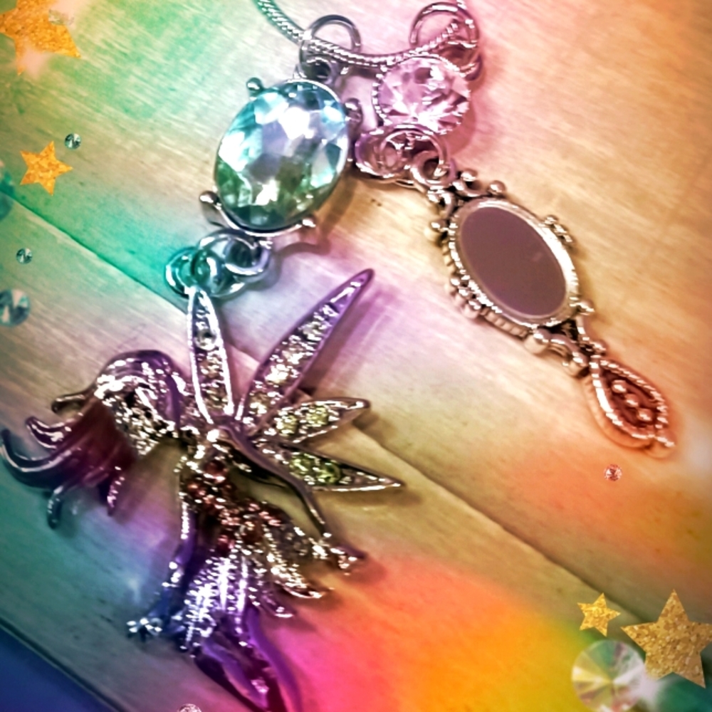 Magical jewelry box with necklace
